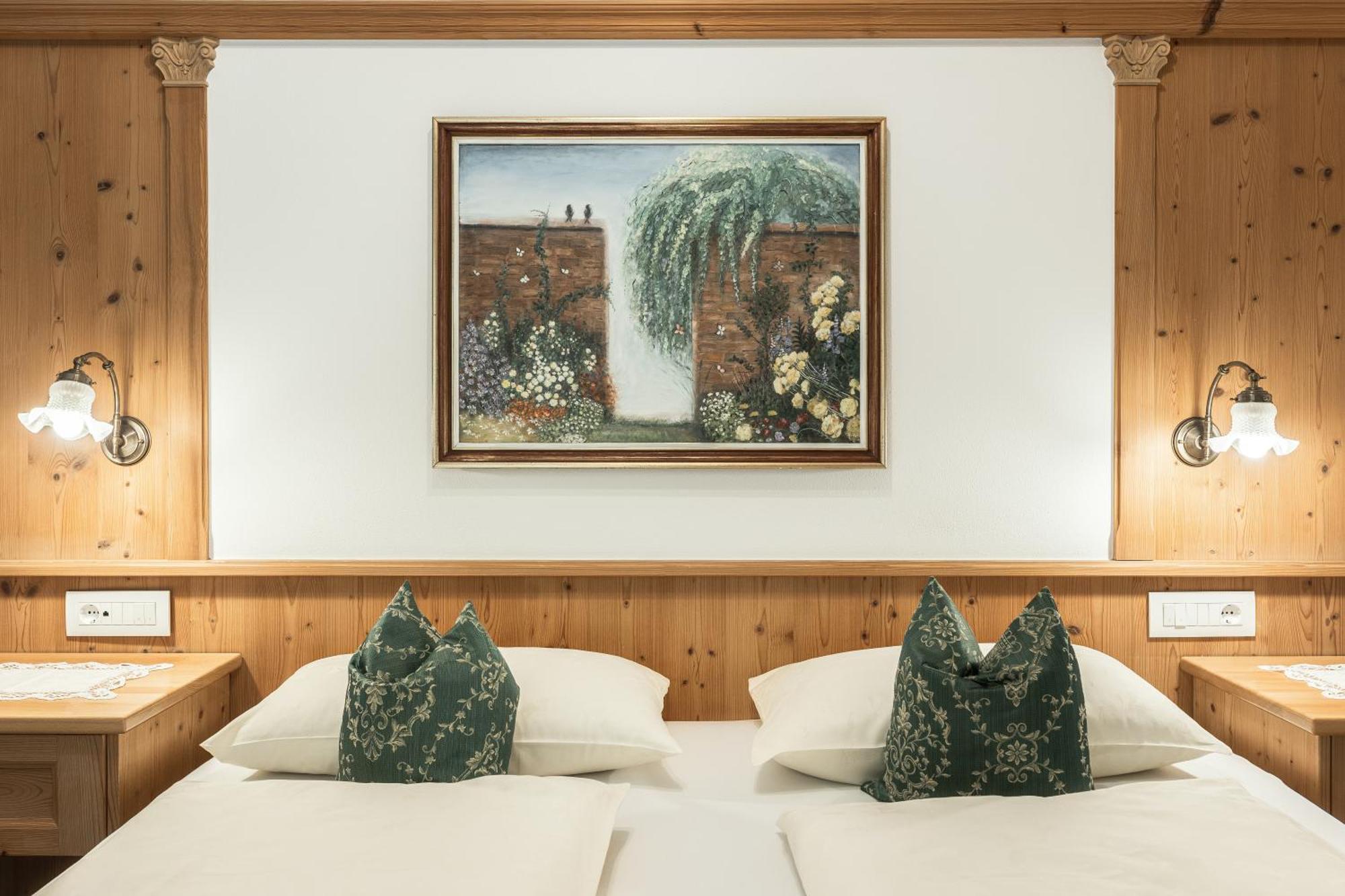 Hotel La Pineta Sëlva di Val Gardena Værelse billede
