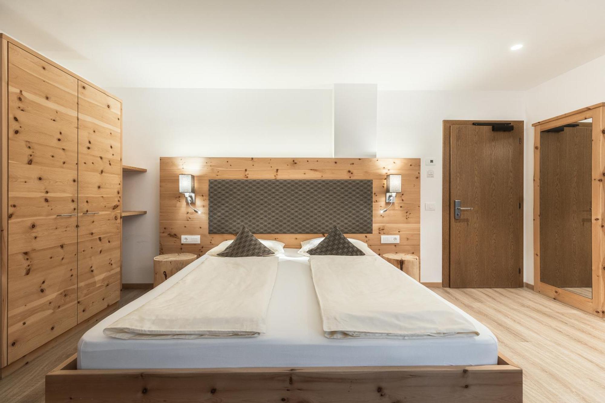 Hotel La Pineta Sëlva di Val Gardena Værelse billede
