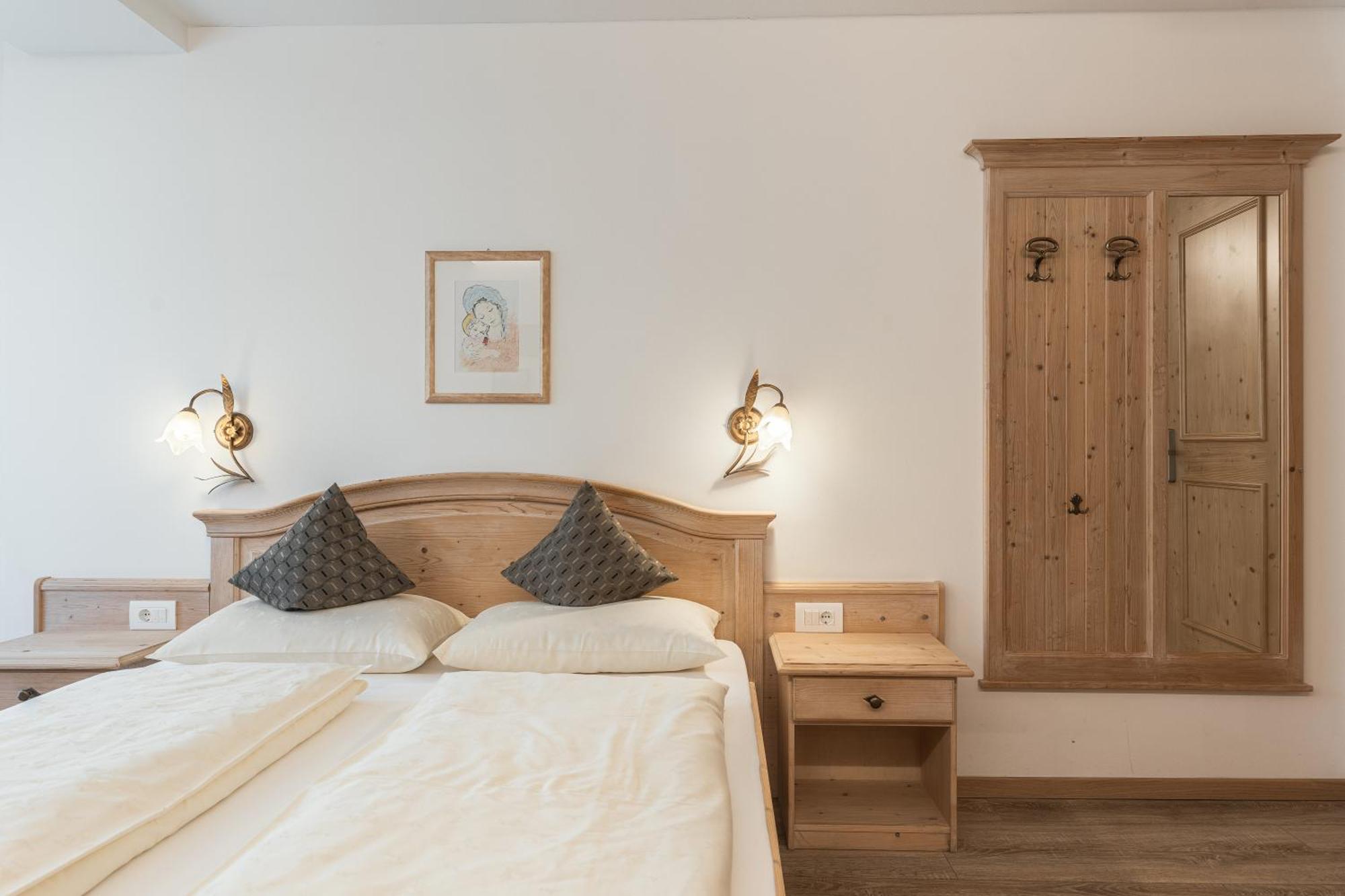 Hotel La Pineta Sëlva di Val Gardena Værelse billede