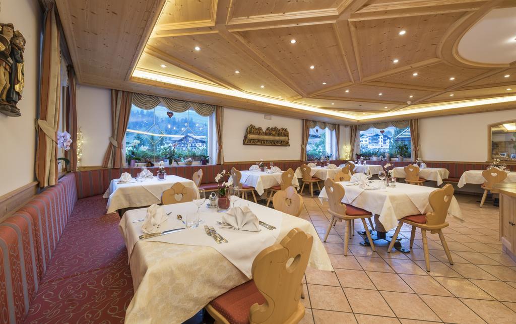 Hotel La Pineta Sëlva di Val Gardena Eksteriør billede